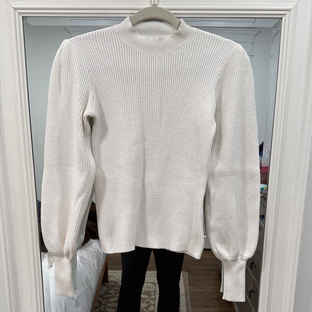 Line & Dot White Ribbed Knit Sweater